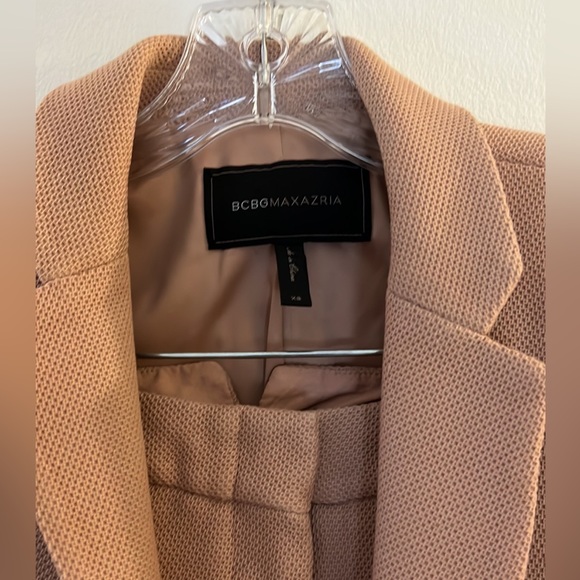 BCBG MaxAzria size xs Blush Pants and Suit Jacket - Picture 4 of 8